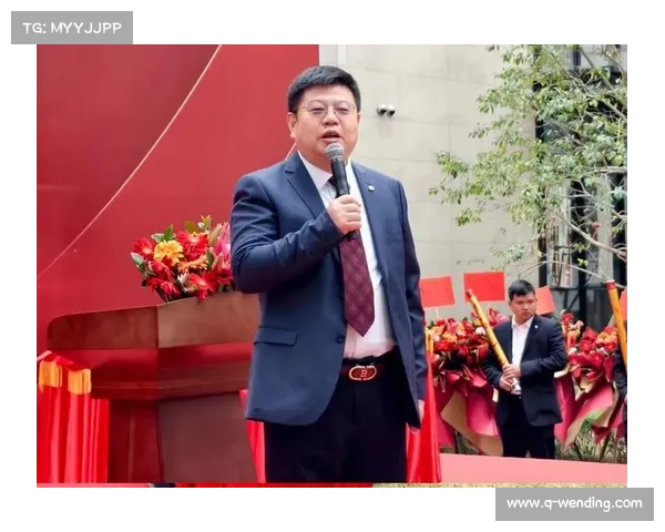 浦项铁人官宣主帅朴泰夏续约至2028年携手共创辉煌新征程 浦项铁人官宣主帅朴泰夏续约至2028年携手共创辉煌新征程